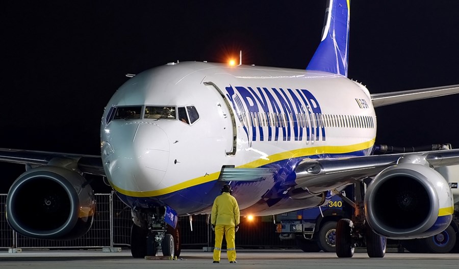 Ryanair przewiózł w październiku najwięcej pasażerów w 2021 roku Ryanair przewiózł w październiku najwięcej pasażerów w 2021 roku